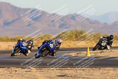 media/Nov-17-2024-CVMA (Sun) [[1fec520723]]/Race 18-Supersport Middleweight/